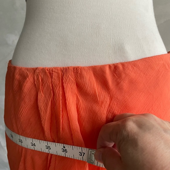 ARMANI ( rip) Vintage Silk Skirt - Picture 8 of 11